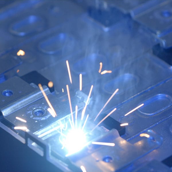 blue-laser-battery-welding